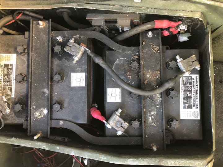 M1097R1 Humvee dual battery setup